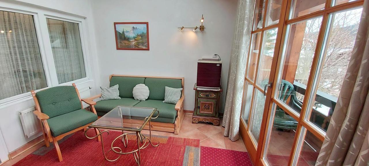 Hotel - Pension - Heidelberg Inkl. Chiemgaukarte ルーポルディング エクステリア 写真