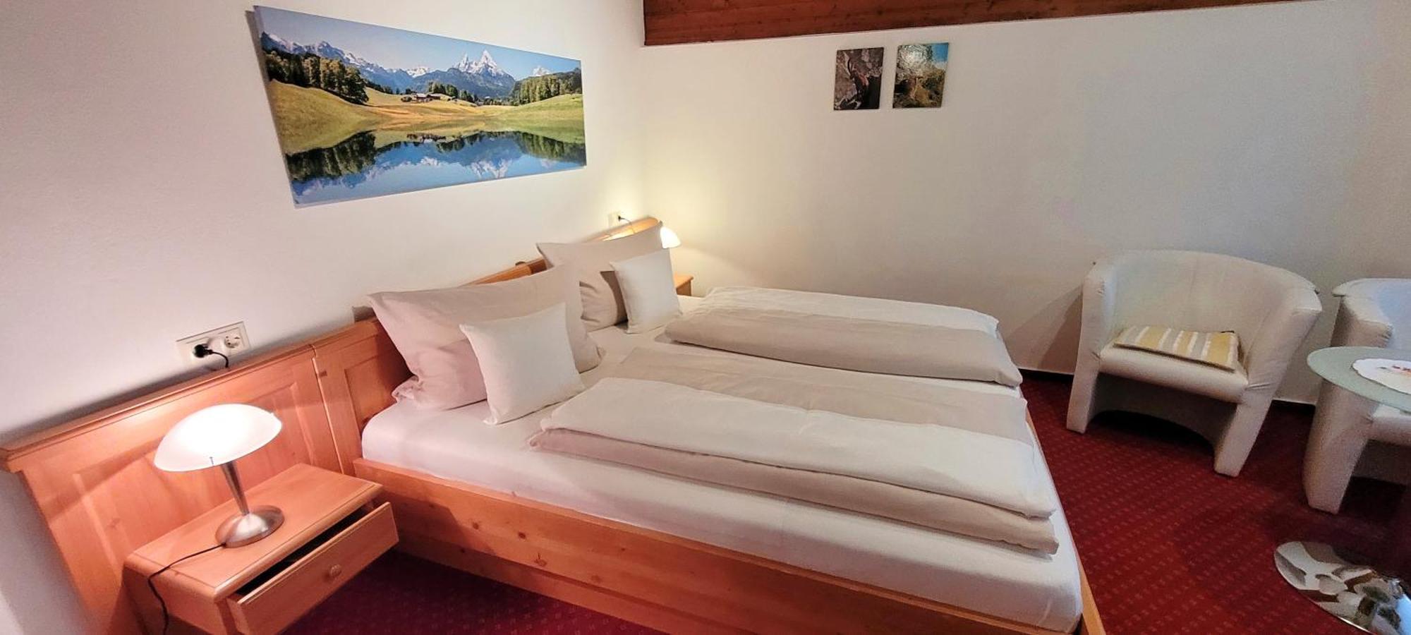 Hotel - Pension - Heidelberg Inkl. Chiemgaukarte ルーポルディング エクステリア 写真