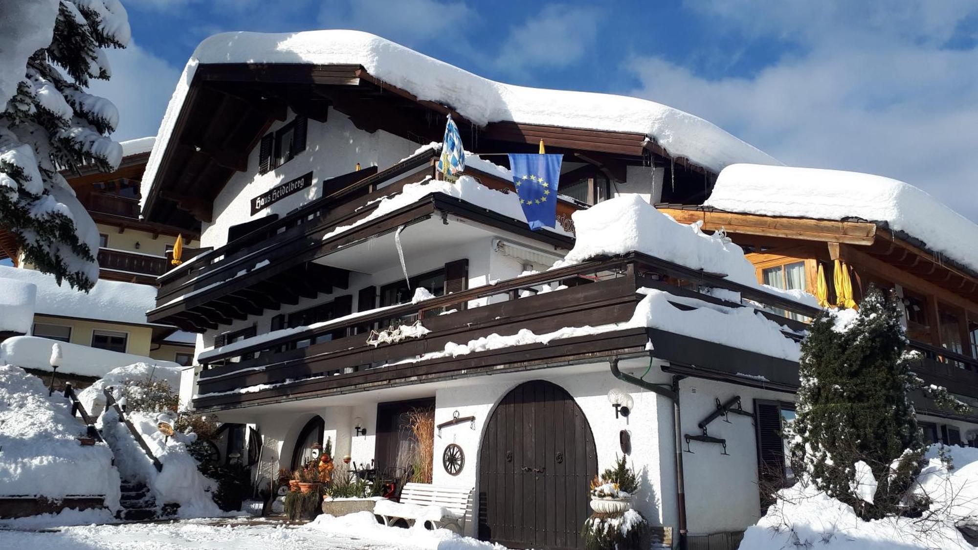 Hotel - Pension - Heidelberg Inkl. Chiemgaukarte ルーポルディング エクステリア 写真