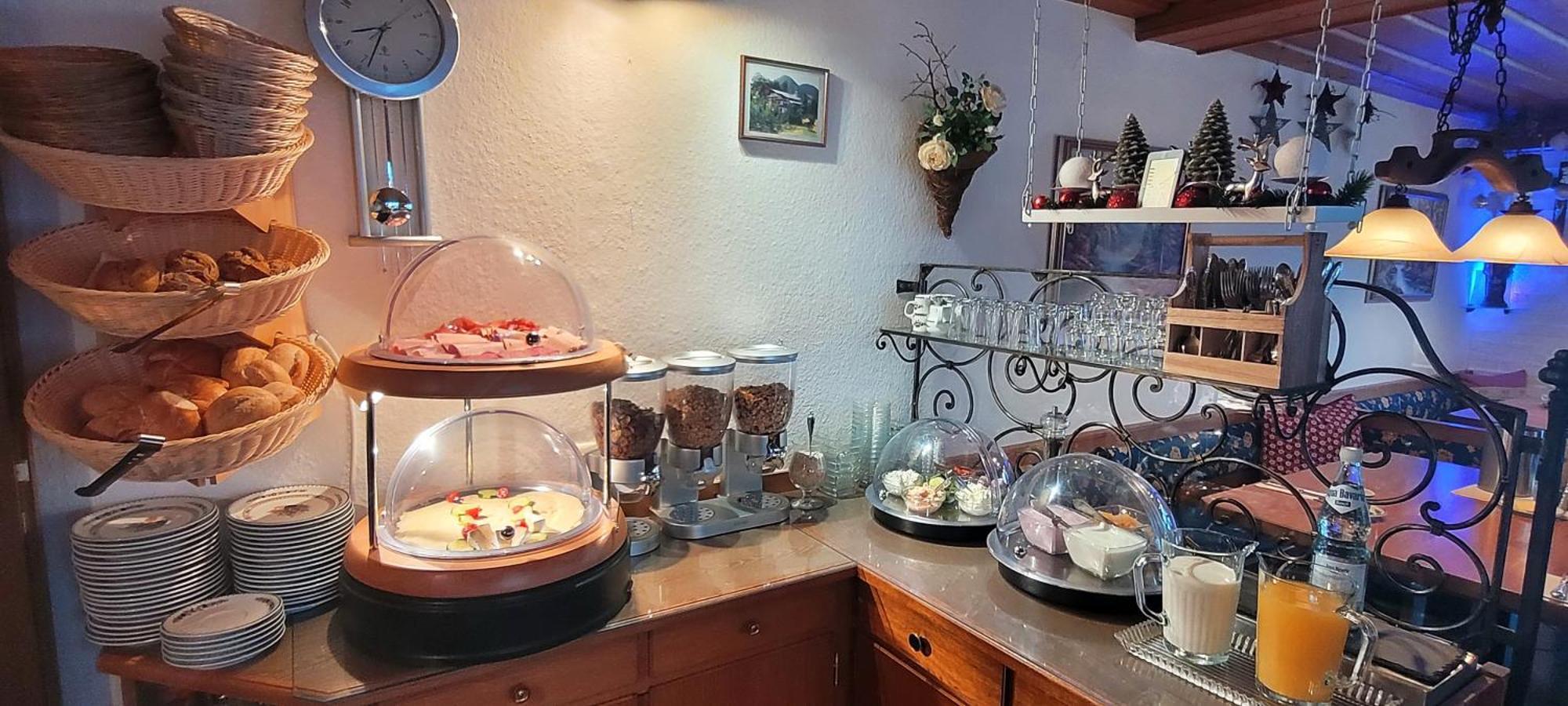 Hotel - Pension - Heidelberg Inkl. Chiemgaukarte ルーポルディング エクステリア 写真