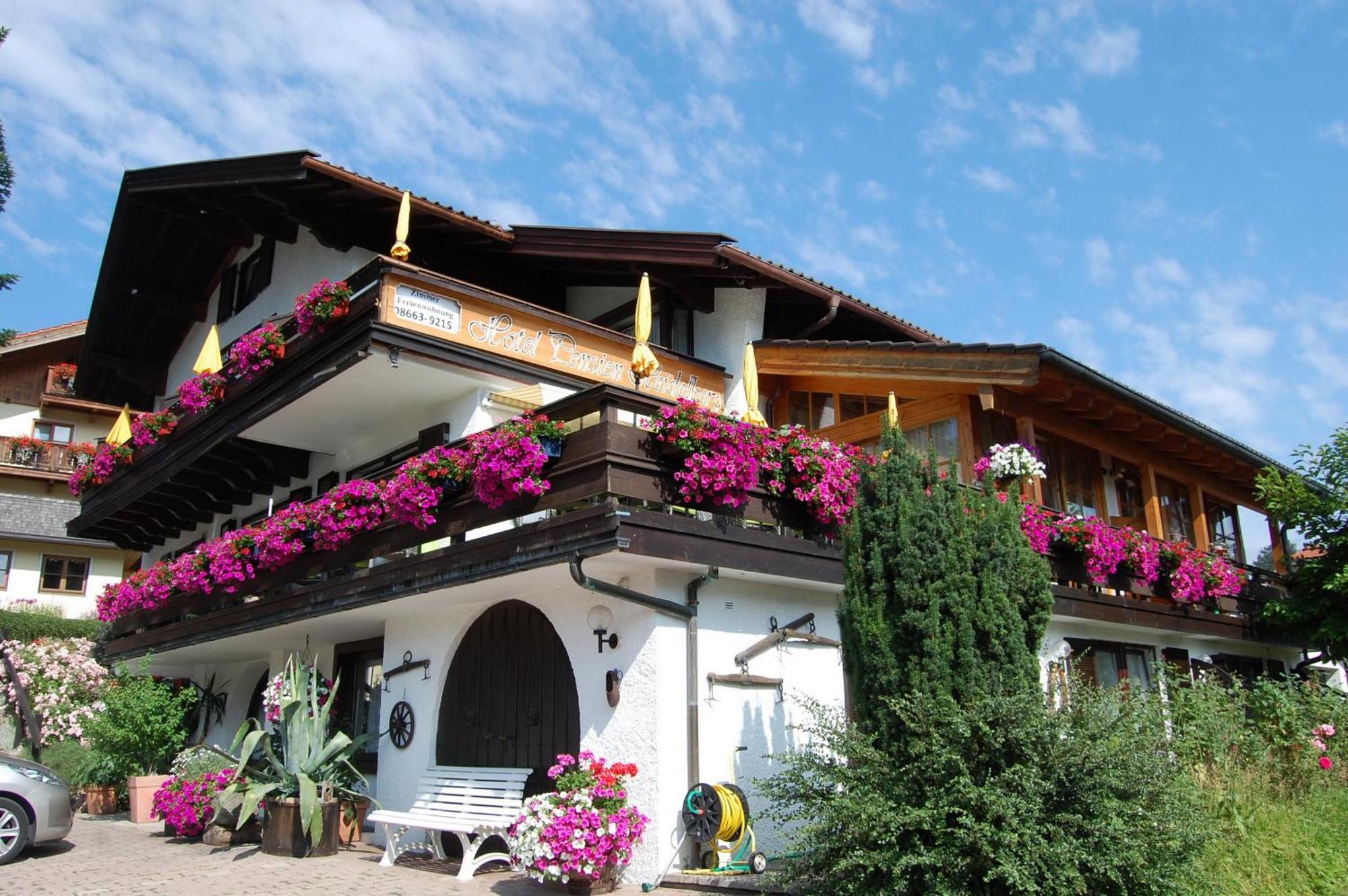 Hotel - Pension - Heidelberg Inkl. Chiemgaukarte ルーポルディング エクステリア 写真